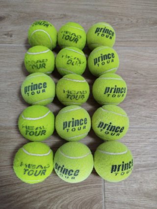 15 Pelotas de Tenis Prince y Head Tour