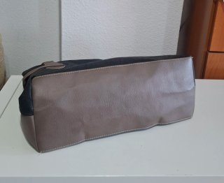Bolso Negro y Marrón