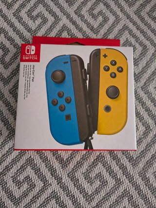 Mandos JoyCon Nintendo Switch Azul y Amarillo