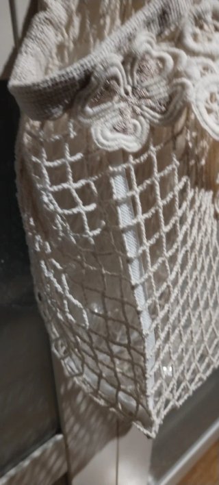 Bolso de red blanco con detalle crochet zara