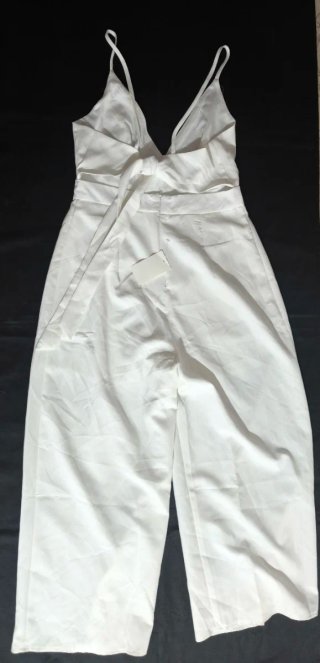 Mono blanco tirantes