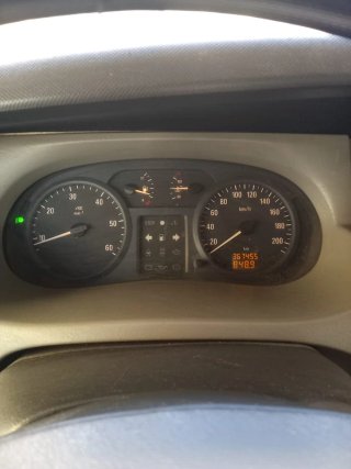 Opel Vivaro 2003