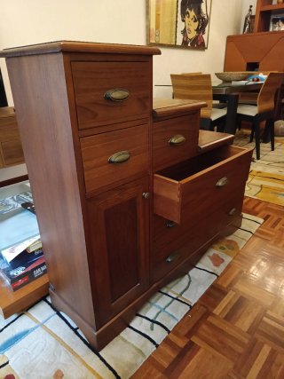 Mueble escalonado de madera