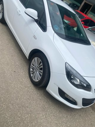 Opel Astra 2016