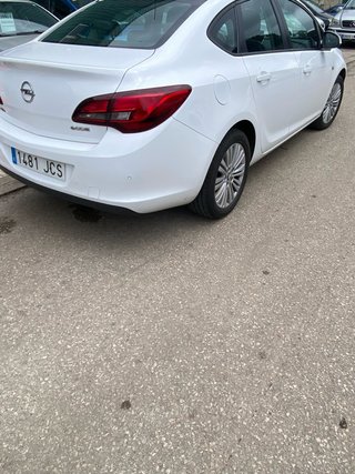 Opel Astra 2016
