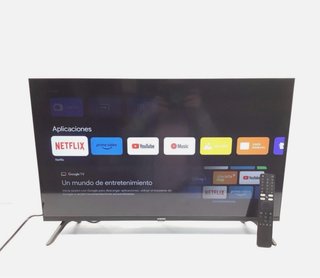 Xiaomi TV 32 pulgadas con la caja y el mando