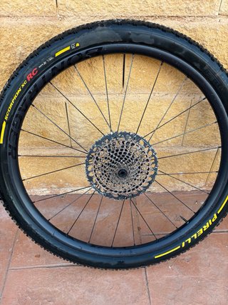 Bicicleta Specialized Epic (opción llantas extra)