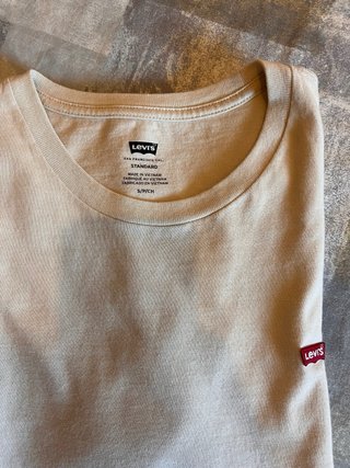 Lote de 2 polos y 3 camisetas Levi’s