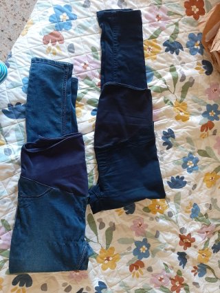 Pantalones premamá azul oscuro y vaquero