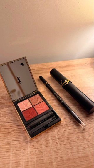 YSL Couture Mini Clutch y Máscara Lash Clash