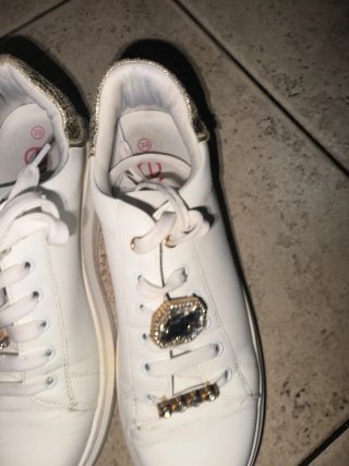 Bambas EXE blancas con detalles dorados