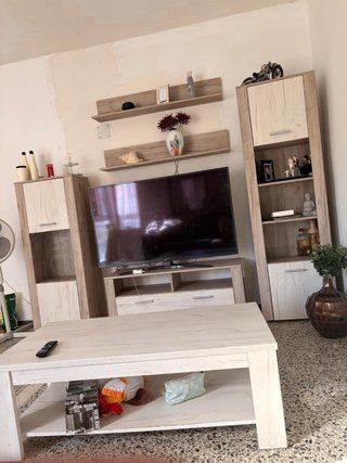 Mueble de salón completo y mesa de centro
