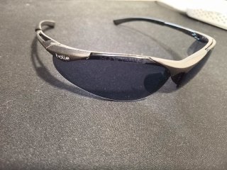 Gafas de sol Bolle negras y plateadas
