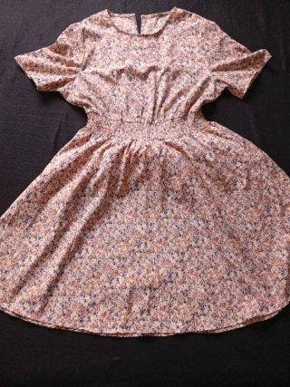 Lote 4 vestidos talla L