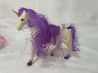 Set 3 Unicornios Juguete Pelo Rosa, Azul, Morado