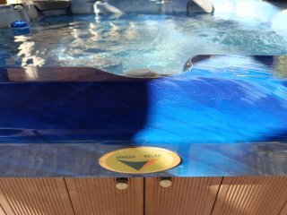 Jacuzzi + techado spa 5 plazas con techo de madera