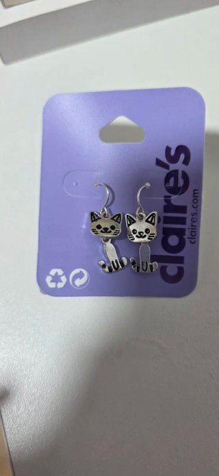 Pendientes gato plateados Claire's