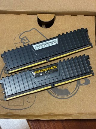Corsair Vengeance LPX 32GB (2x16GB) DDR4