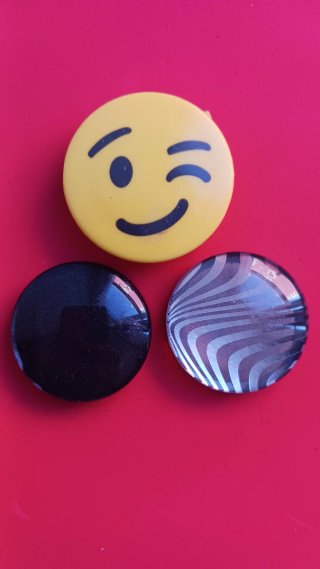8 Imanes Metalizados + Imán diseño Emoji