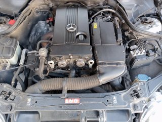 Mercedes-Benz Clase C 2006