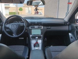Mercedes-Benz Clase C 2006