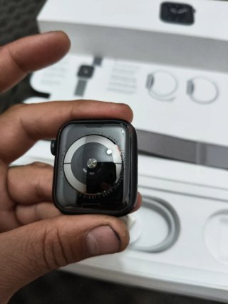 Apple Watch Series 5 Space Gray