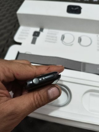 Apple Watch Series 5 Space Gray