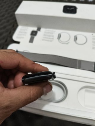 Apple Watch Series 5 Space Gray