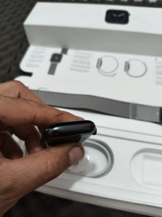Apple Watch Series 5 Space Gray