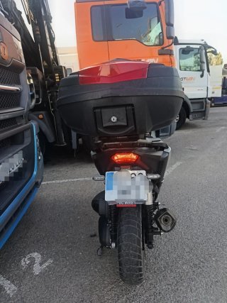 Honda ADV 350 Maxi Scooter