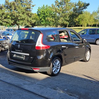 Renault Grand Scénic Privilege 2.0dCi 150cv Auto 7 plazas