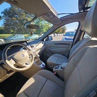Renault Grand Scénic Privilege 2.0dCi 150cv Auto 7 plazas