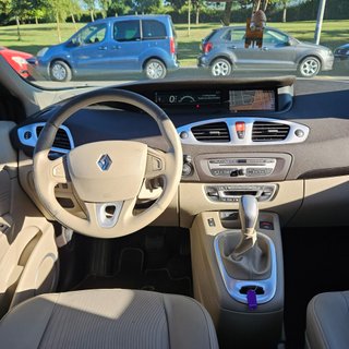 Renault Grand Scénic Privilege 2.0dCi 150cv Auto 7 plazas