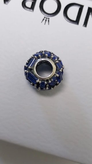 Charm Pandora Brillo Delicado Azul