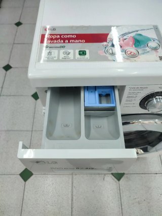 Lavadora con secadora LG 8/4kg 1400rpm clase B