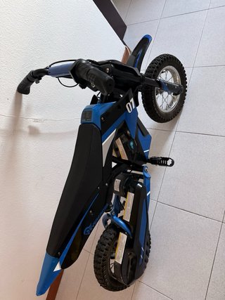 Mini Moto Eléctrica Motocross EVERCROSS Azul/Negro