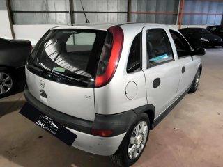 OPEL CORSA 1.2 CLUB 5 PUERTAS - 80.000KM