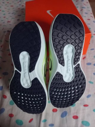 Zapatillas Nike Air winflo 11 ,Verde y Blanco