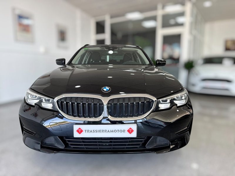 BMW Serie 3 Touring 318d (G21 LCI) 2022, foto 6