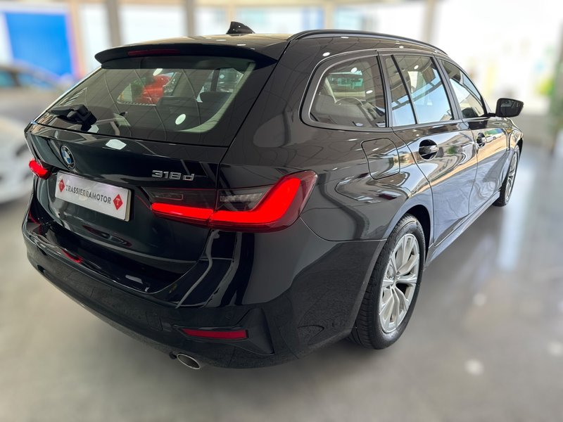 BMW Serie 3 Touring 318d (G21 LCI) 2022, foto 12