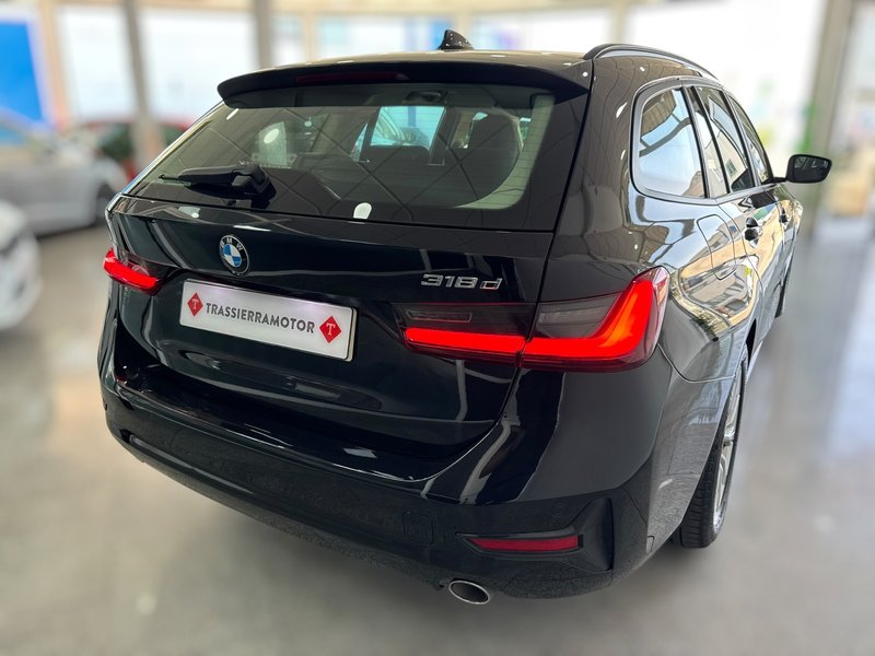 BMW Serie 3 Touring 318d (G21 LCI) 2022, foto 13