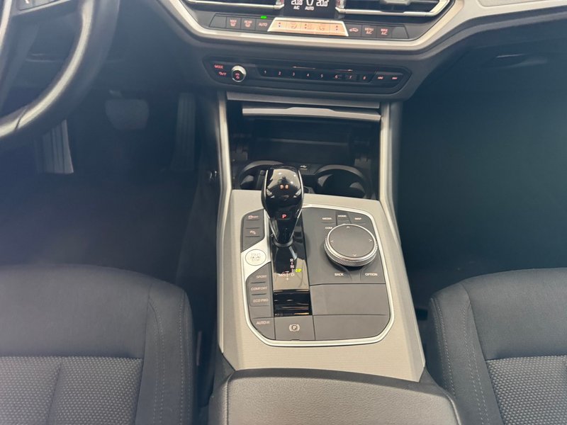 BMW Serie 3 Touring 318d (G21 LCI) 2022, foto 30
