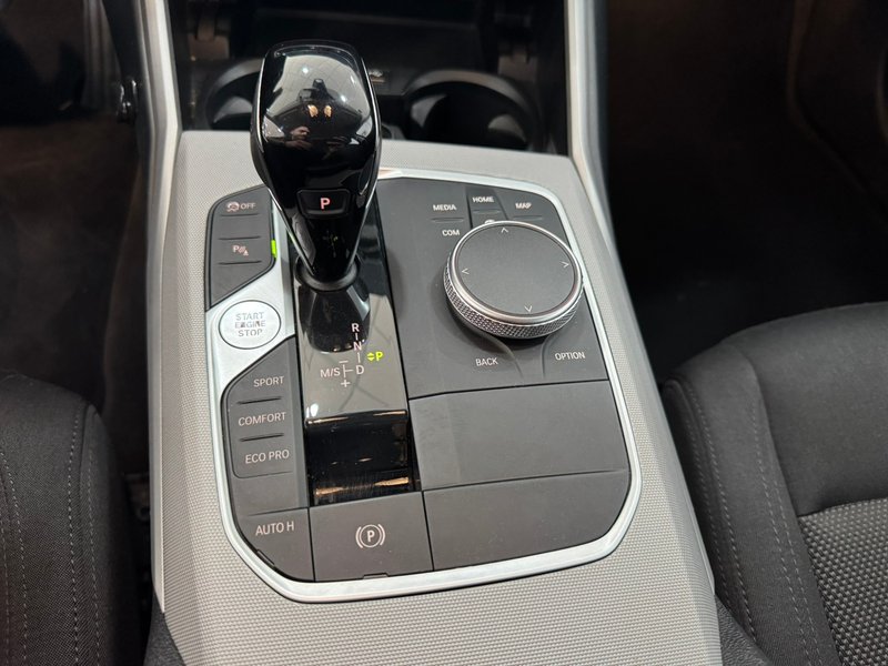 BMW Serie 3 Touring 318d (G21 LCI) 2022, foto 40