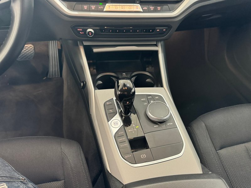 BMW Serie 3 Touring 318d (G21 LCI) 2022, foto 42