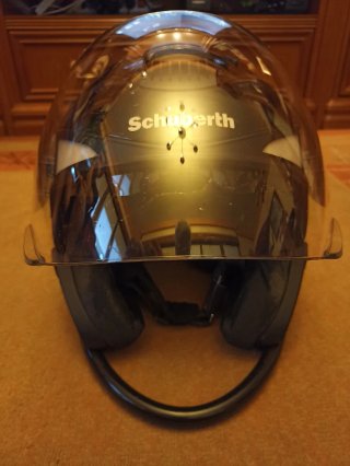 Casco Schuberth J1 talla M con funda.