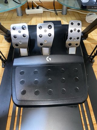 Volante Logitech G923 con Soporte y Gran turismo 7
