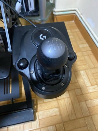 Volante Logitech G923 con Soporte y Gran turismo 7