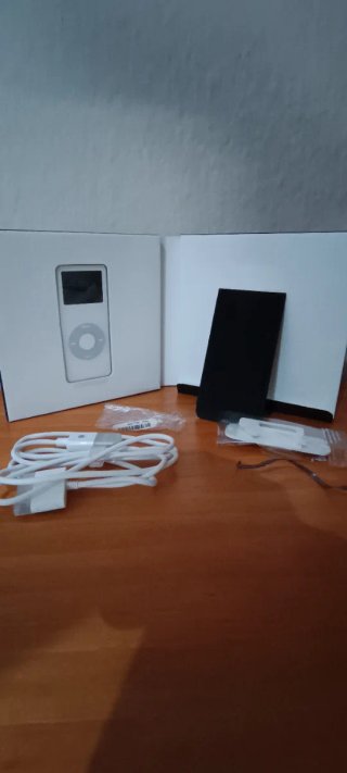 iPod Nano 2005 Plata/Blanco