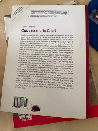 Libro di cucina in francese