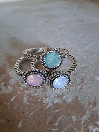 Set 3 Anelli con Pietre Colorate